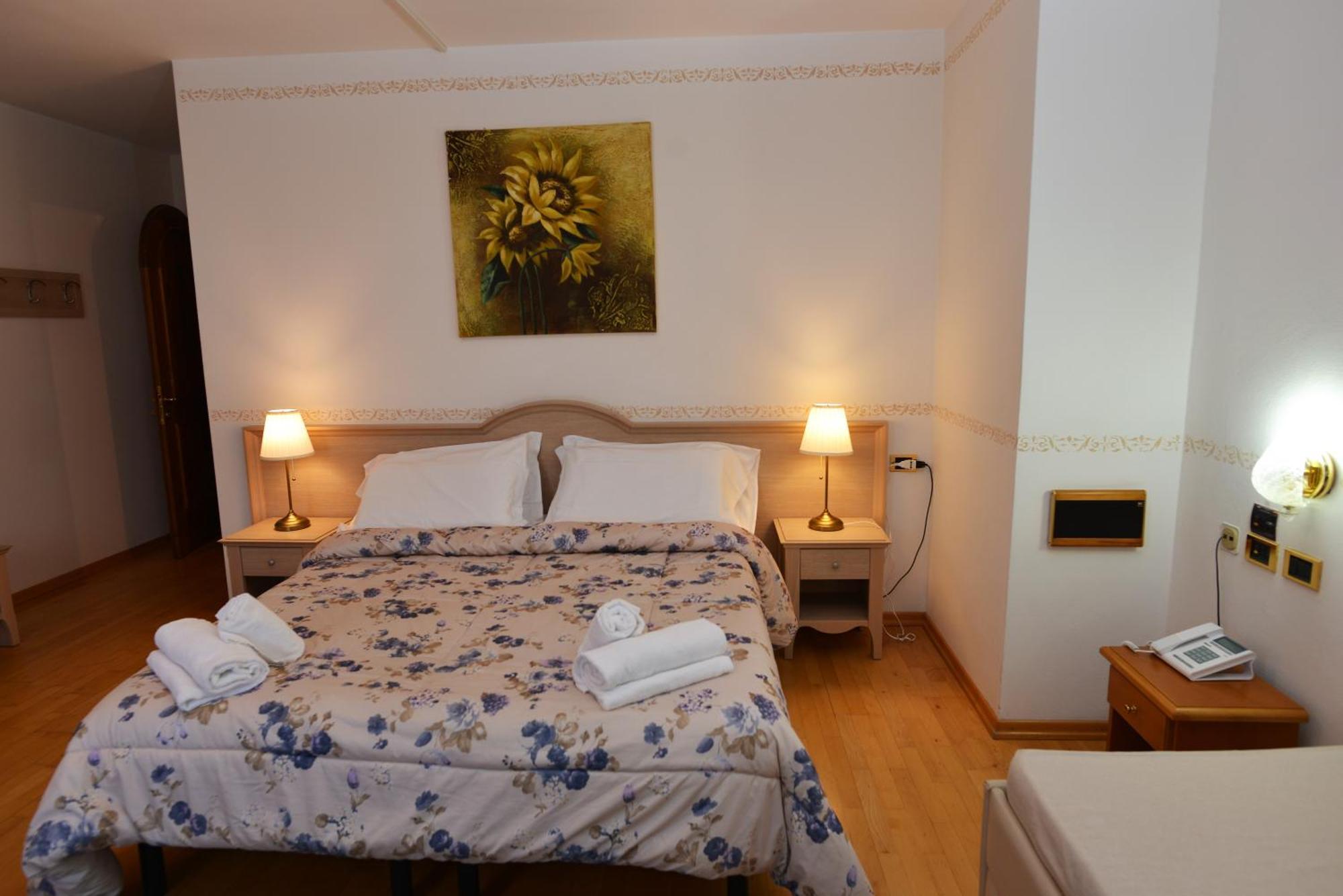Hotel Marianna Rocca Pietore Exterior photo