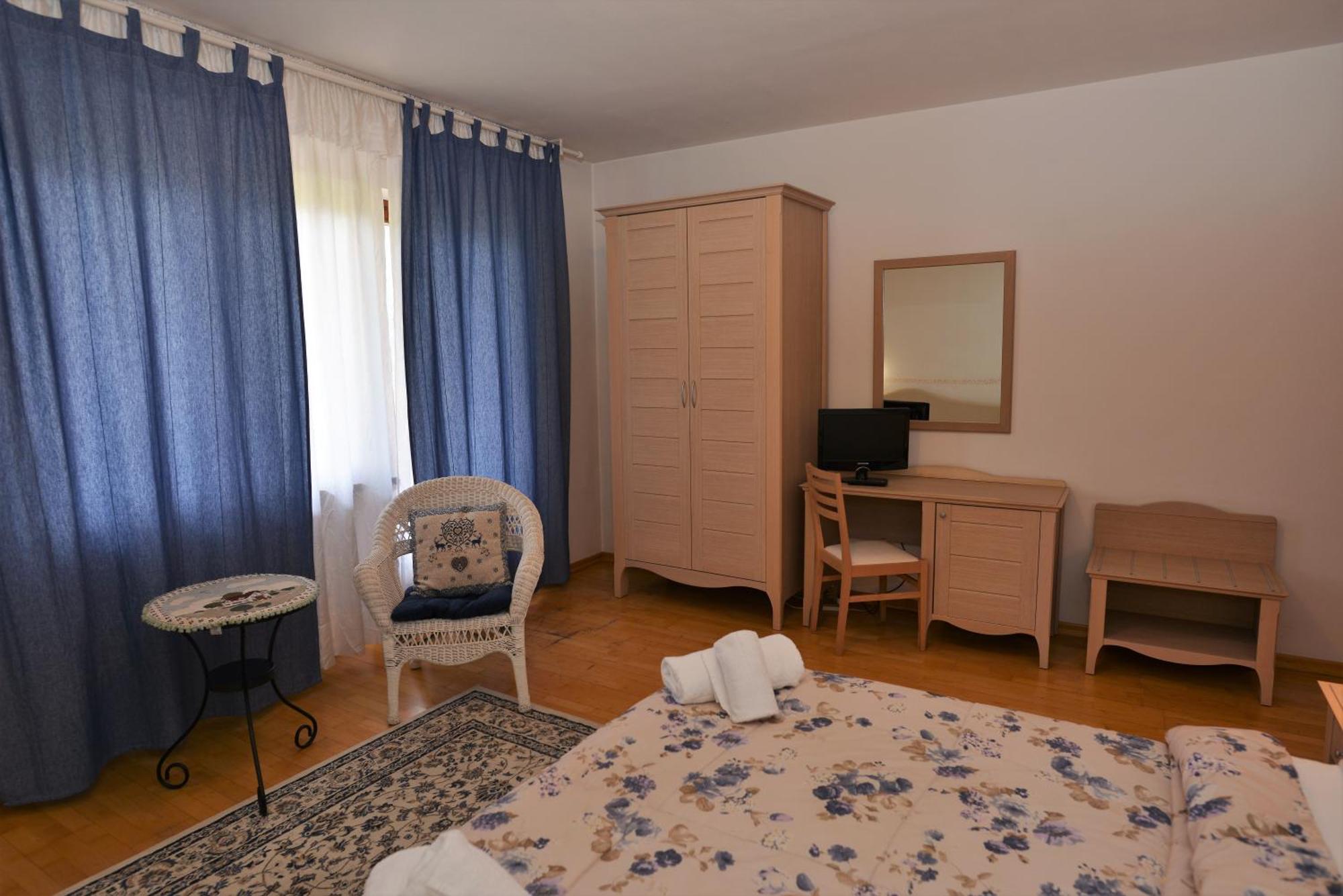 Hotel Marianna Rocca Pietore Exterior photo